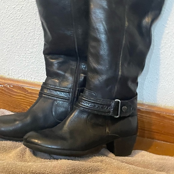 Women's Black Leather Boots - Picture 1 of 7